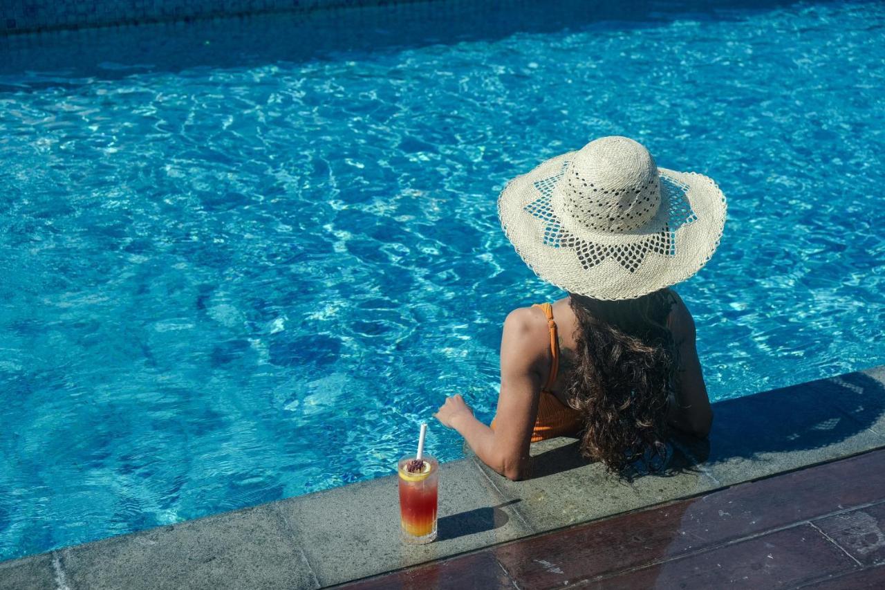 Holiday Inn Bali Sanur By Ihg Esterno foto
