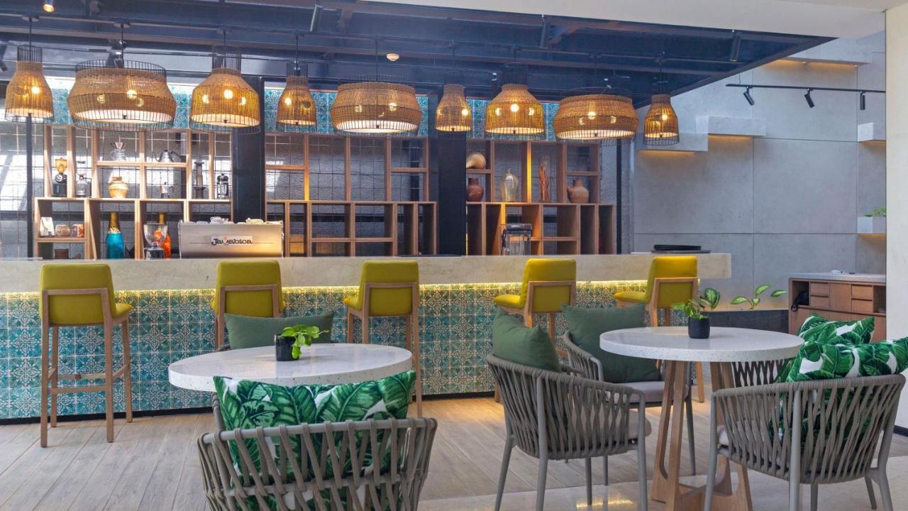 Holiday Inn Bali Sanur By Ihg Esterno foto