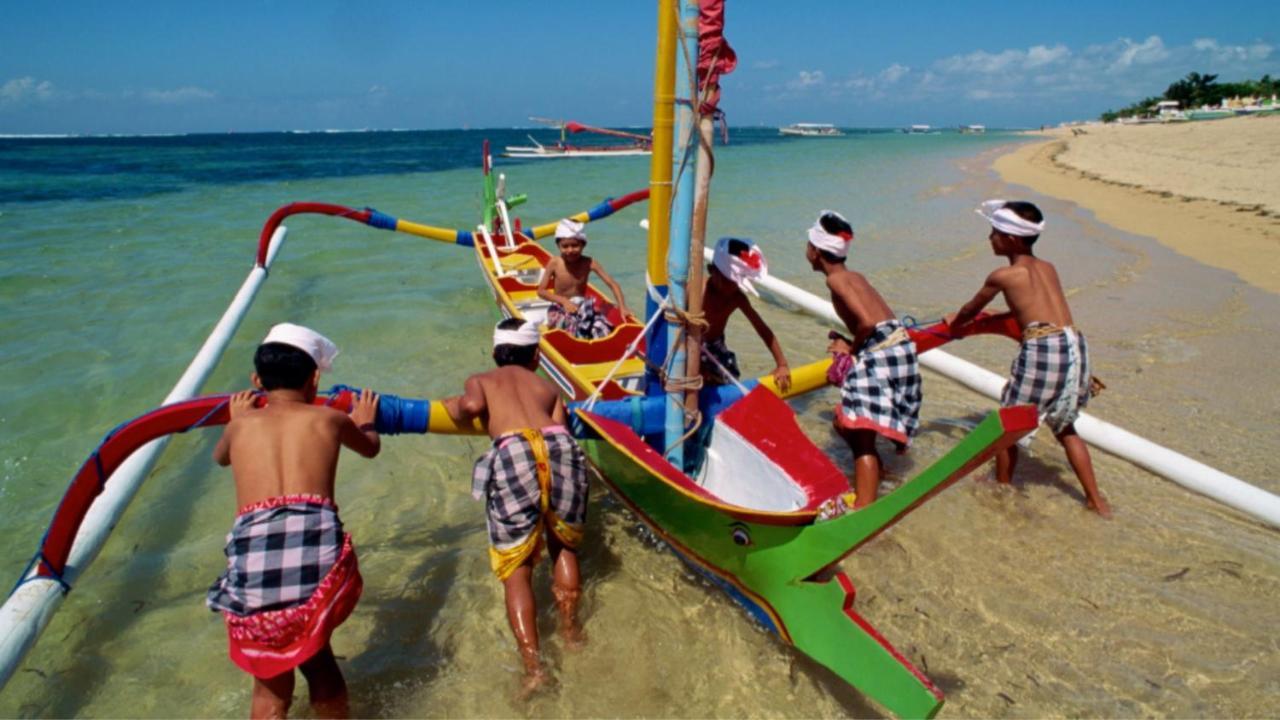 Holiday Inn Bali Sanur By Ihg Esterno foto